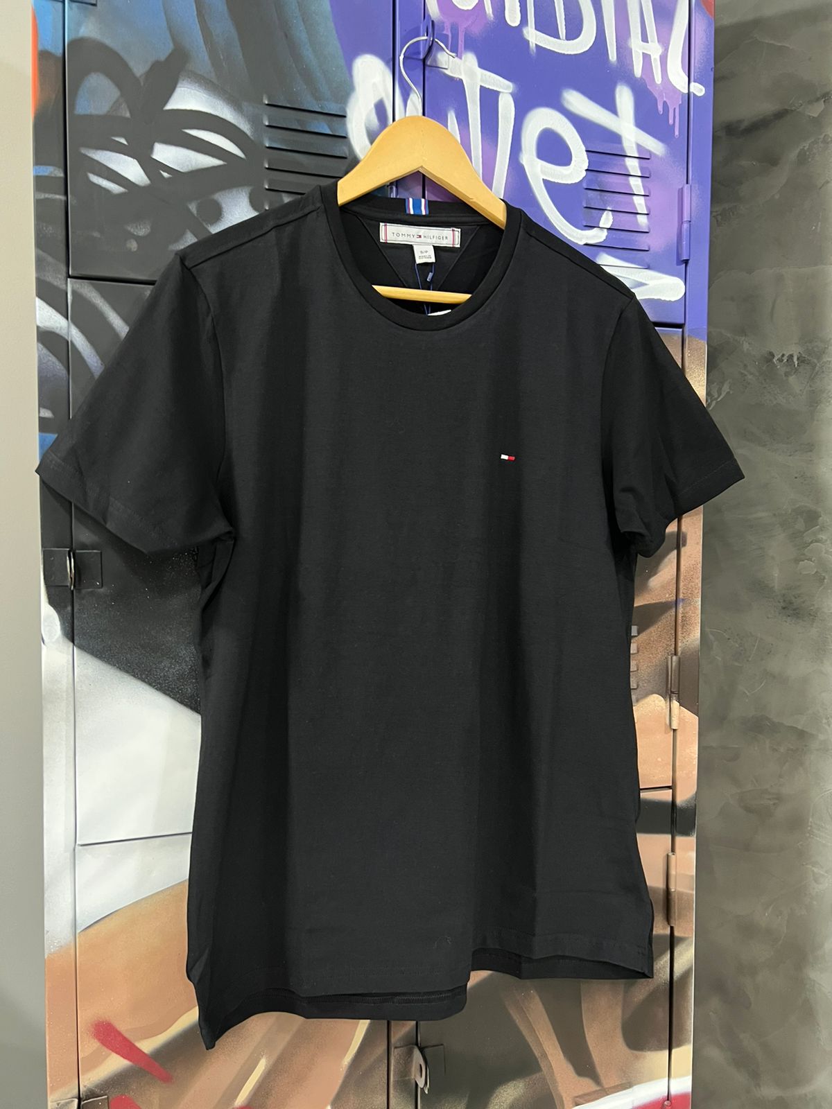 Camiseta Linha Griff Tommy Preto