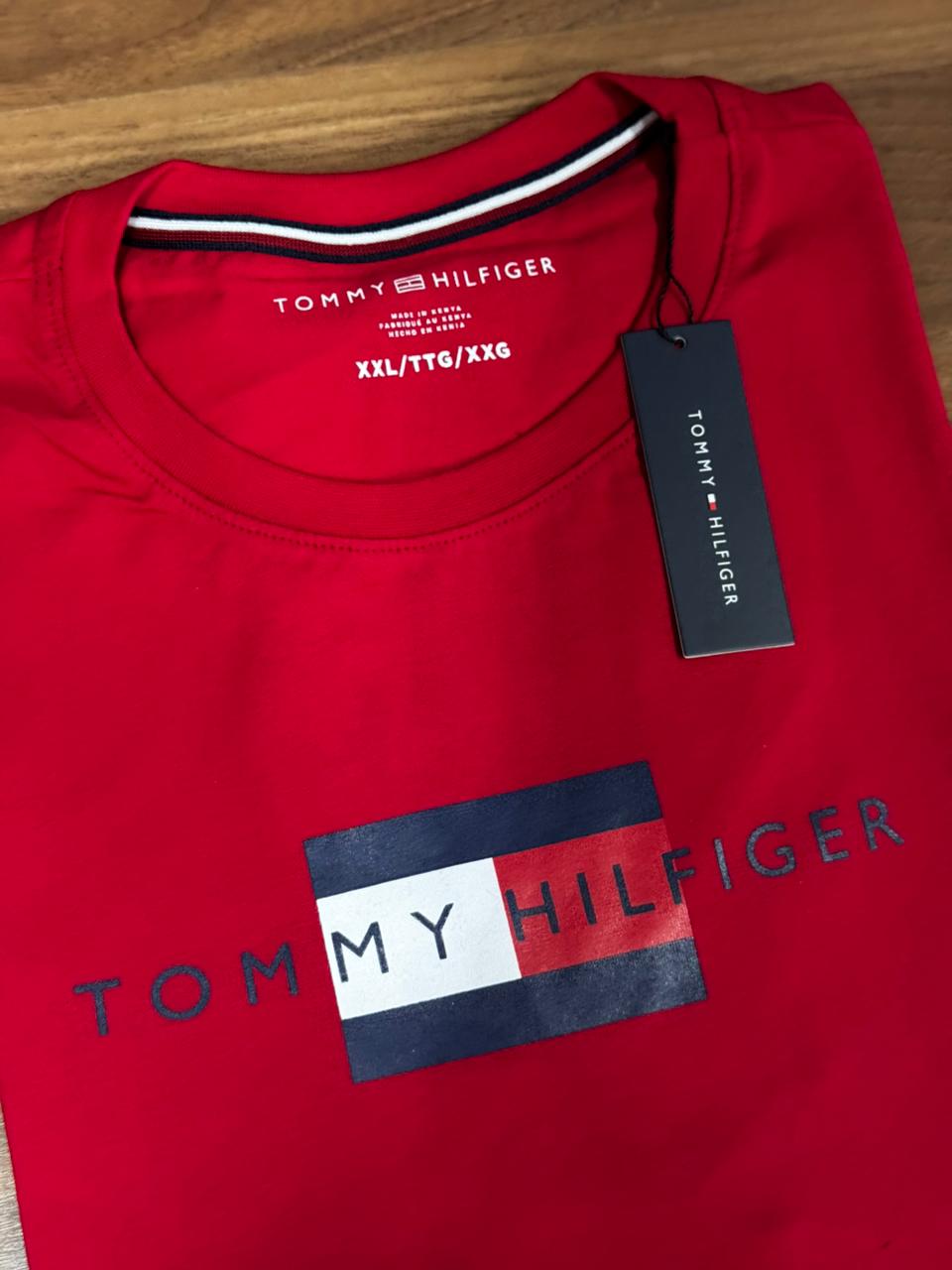 Camiseta Seda Pima Tommy Preto