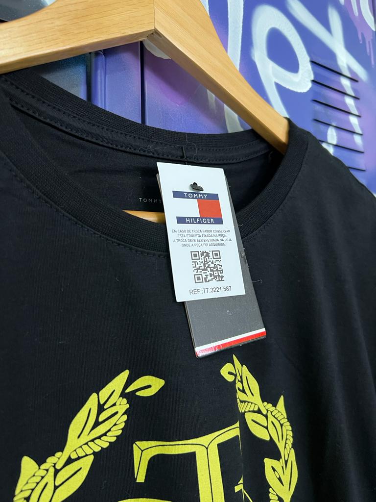 Camiseta Tommy Preto