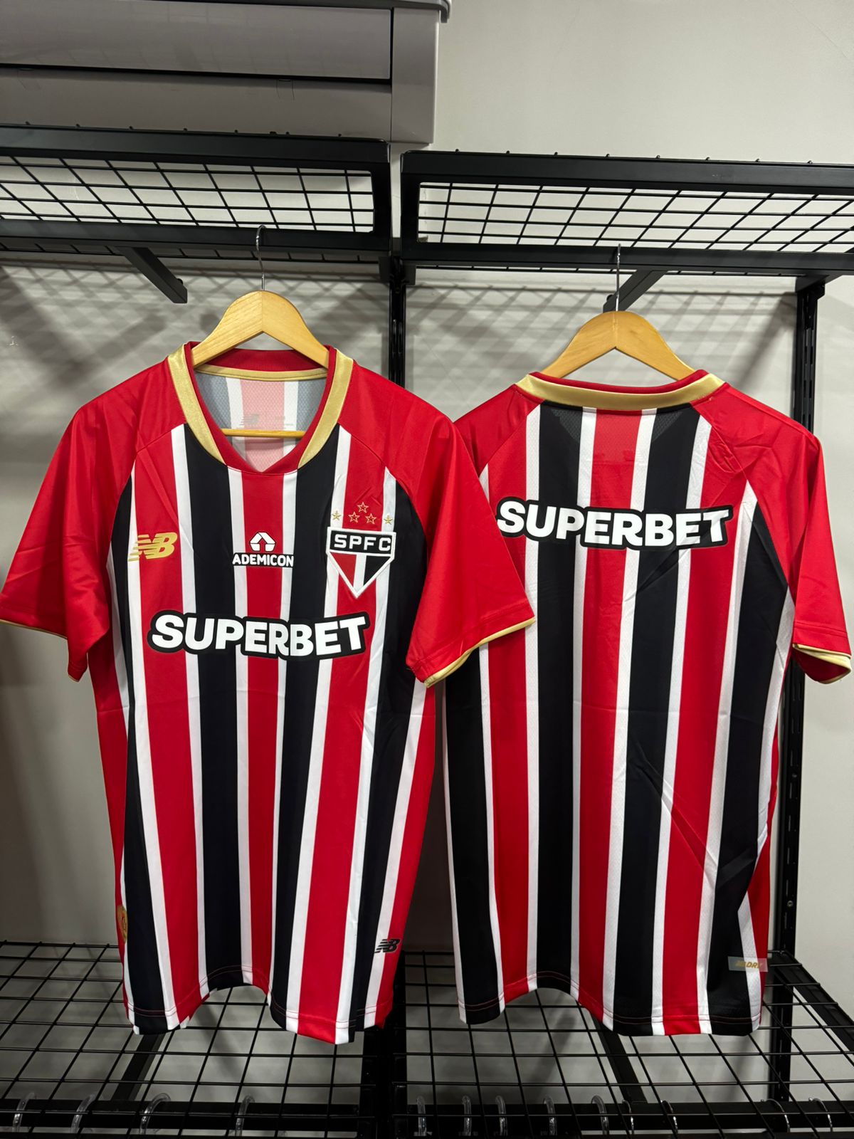 Camisa São Paulo II 25/26 New Balance Vermelha