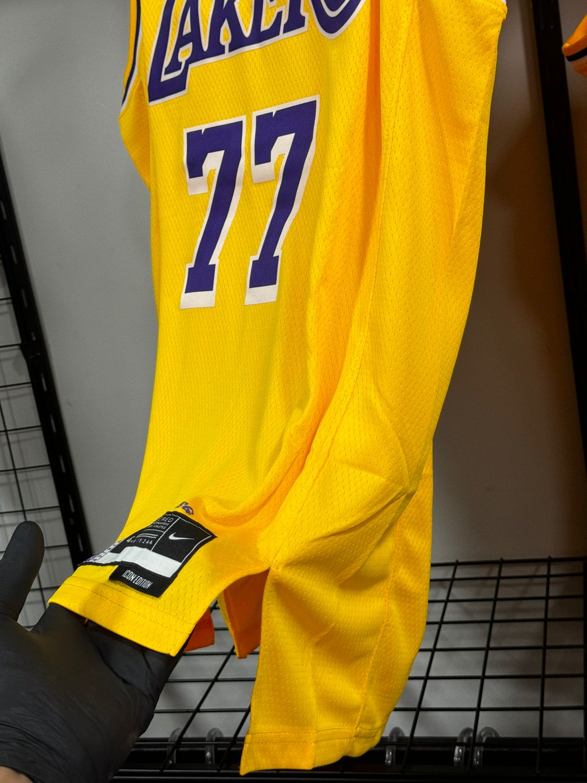 Regata NBA Luka Doncic Nike Amarelo