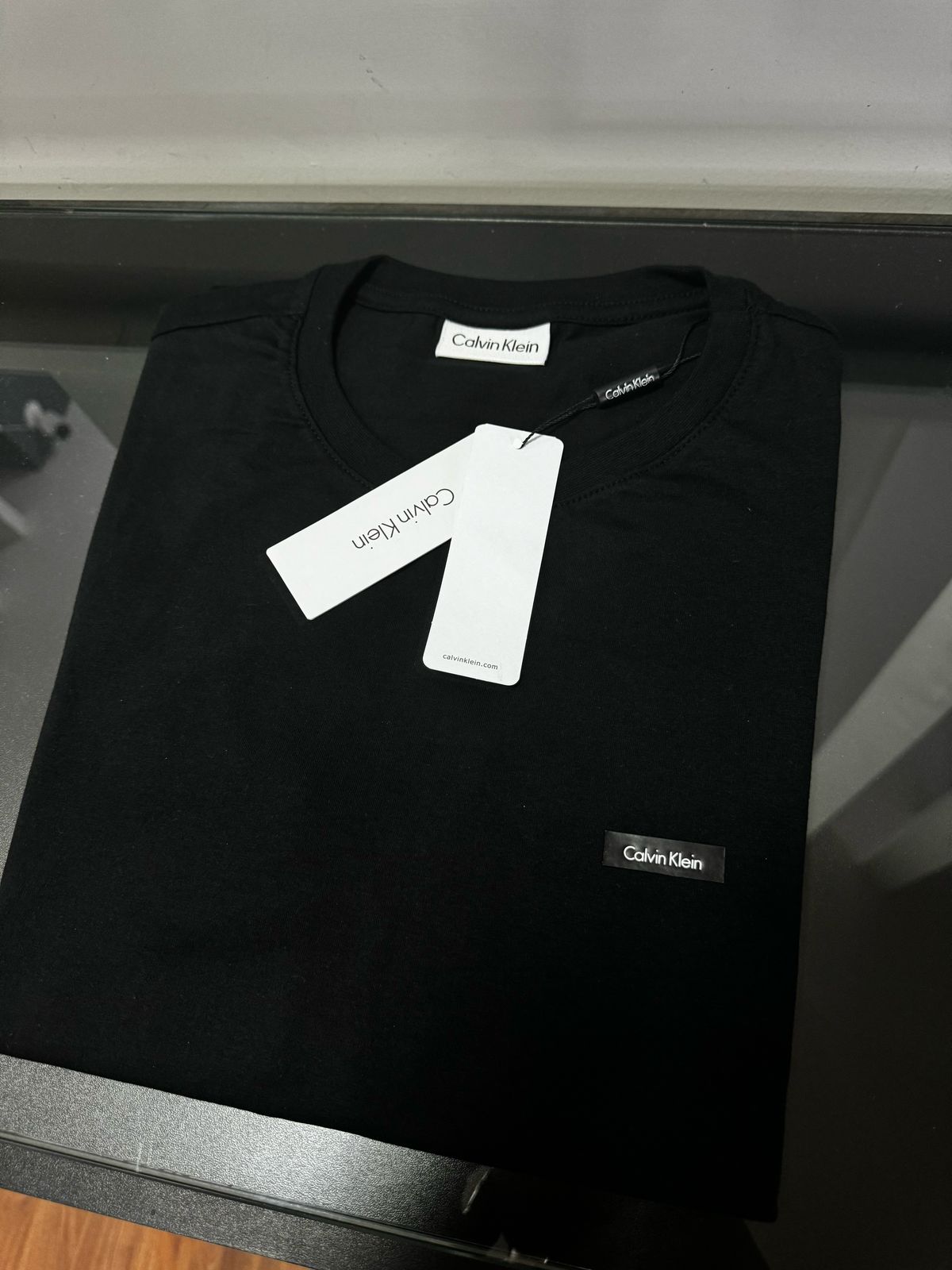 Camiseta Seda Pima Calvin Klein Preto