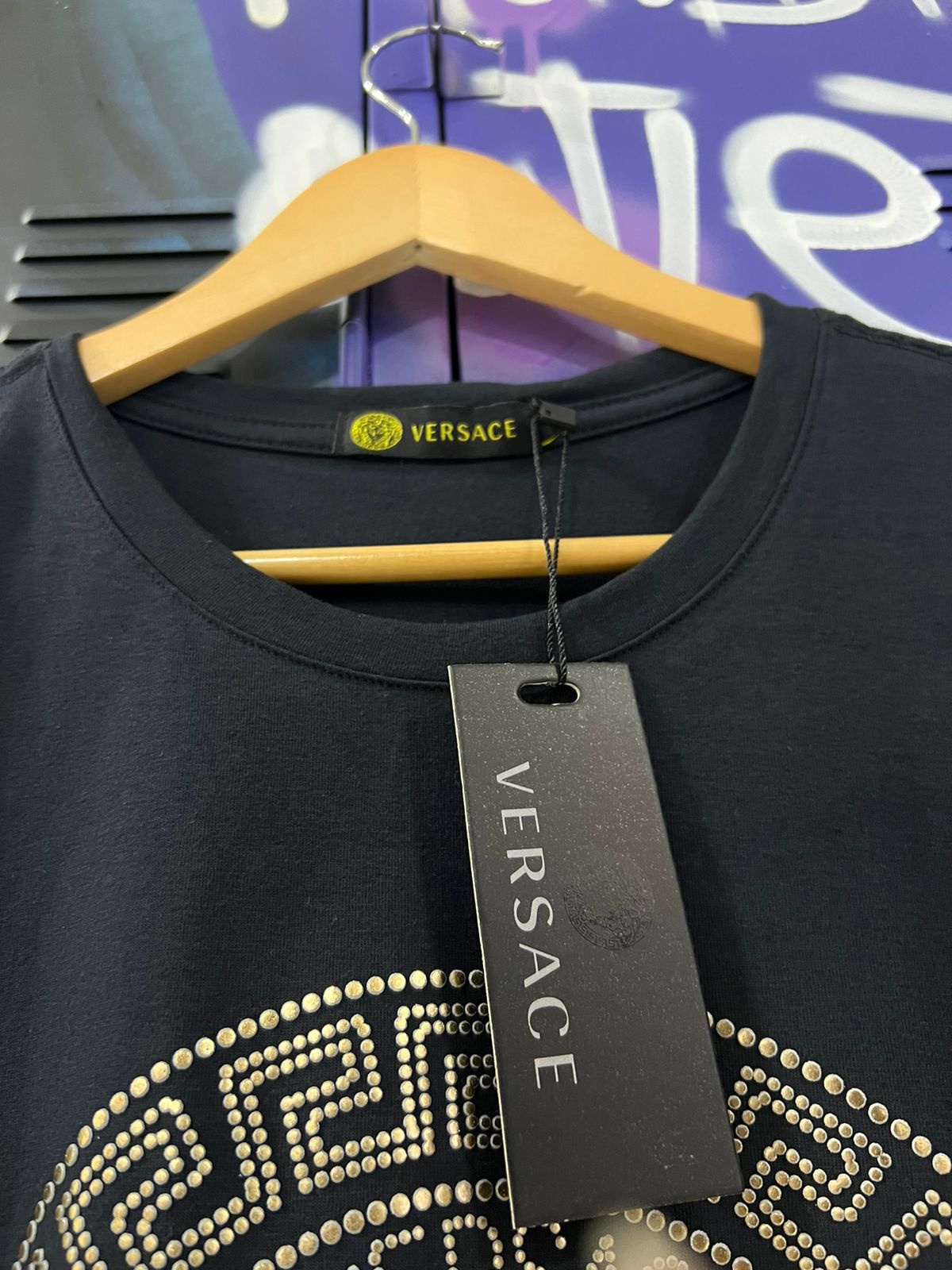 Camiseta Linha Griff Versace Preto