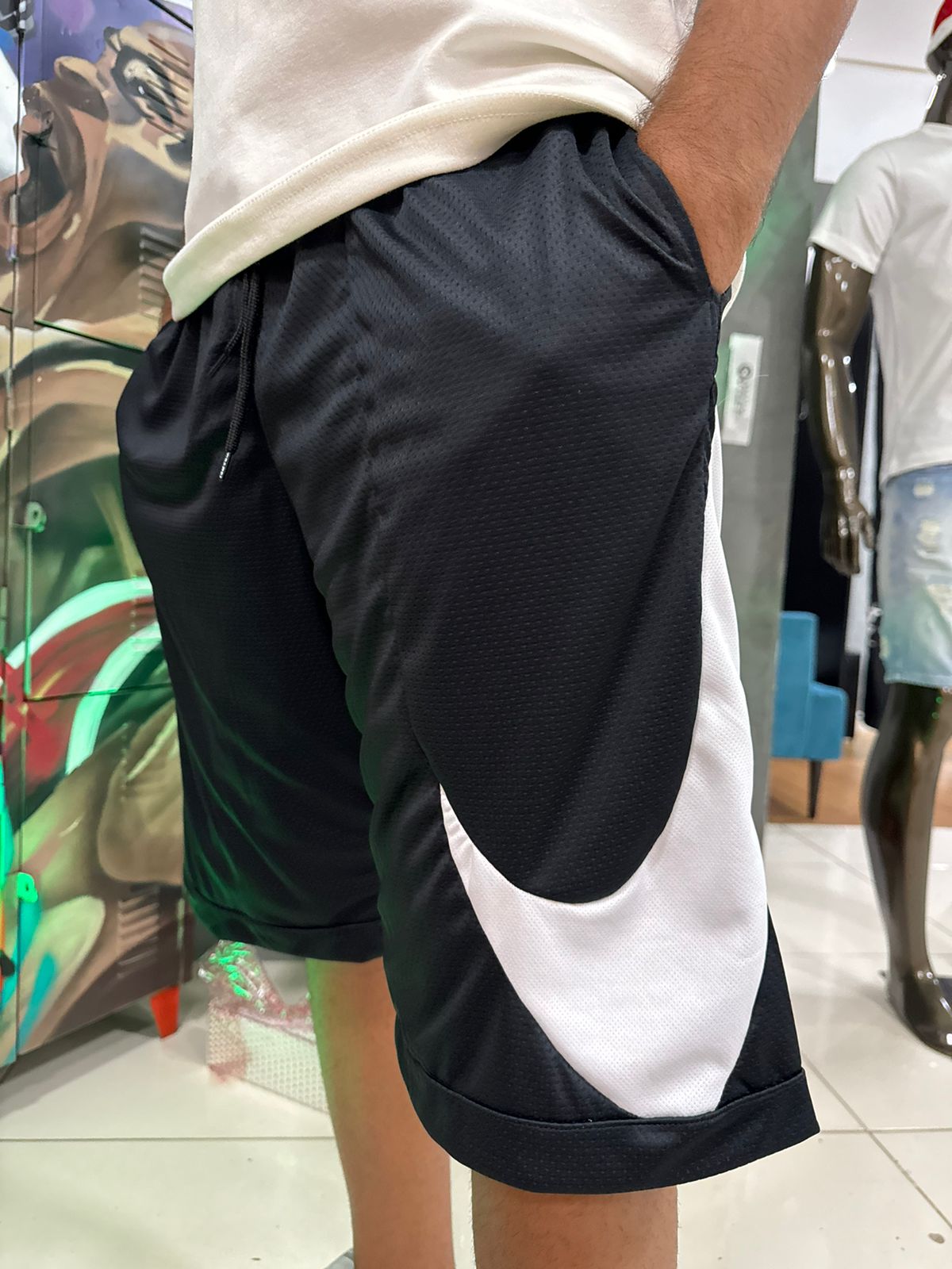 Bermuda Drifit Nike Preto