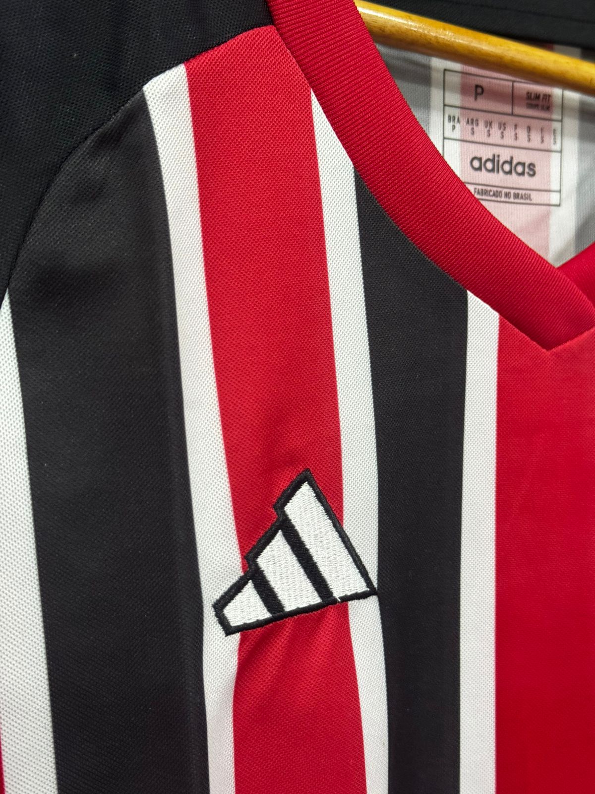 São Paulo II 23/24 Feminina Adidas Vermelha