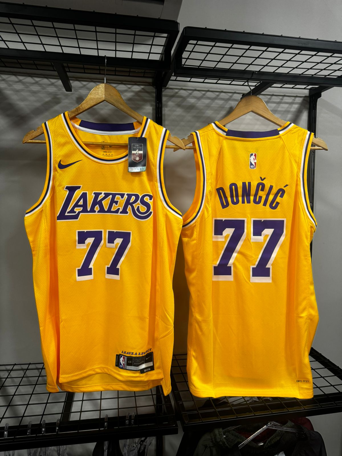 Regata NBA Luka Doncic Nike Amarelo