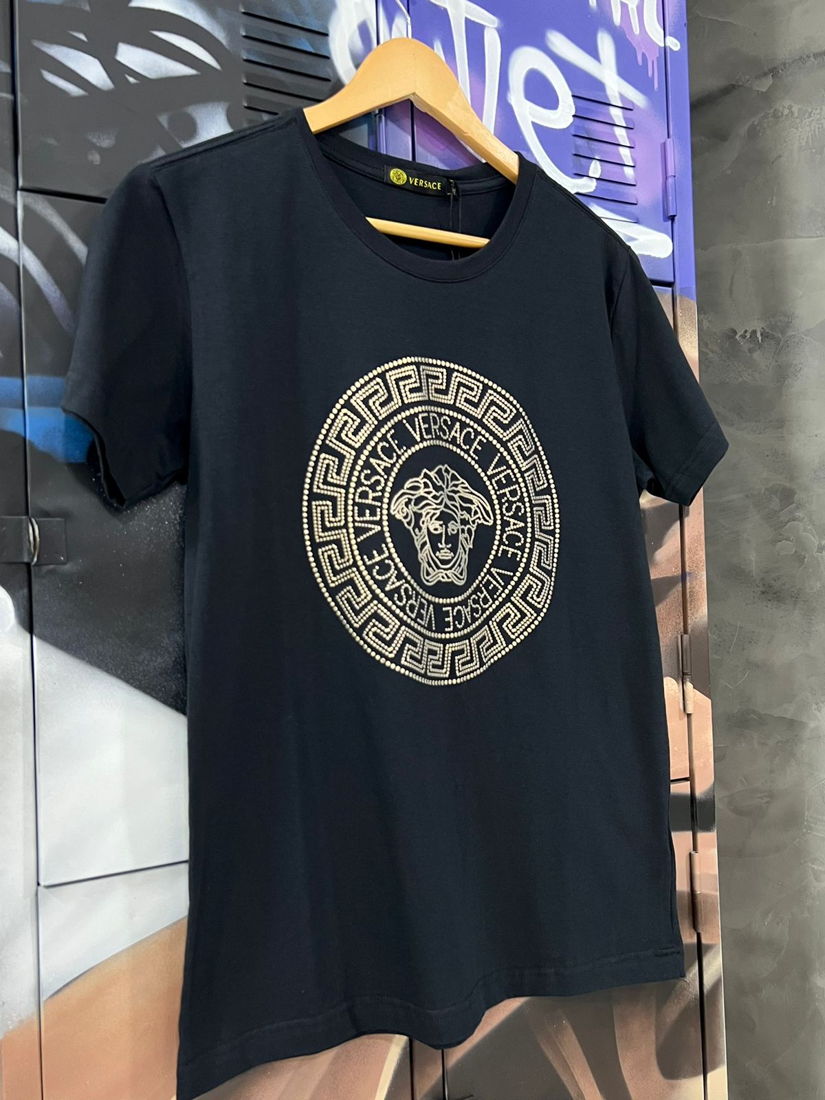 Camiseta Linha Griff Versace Preto