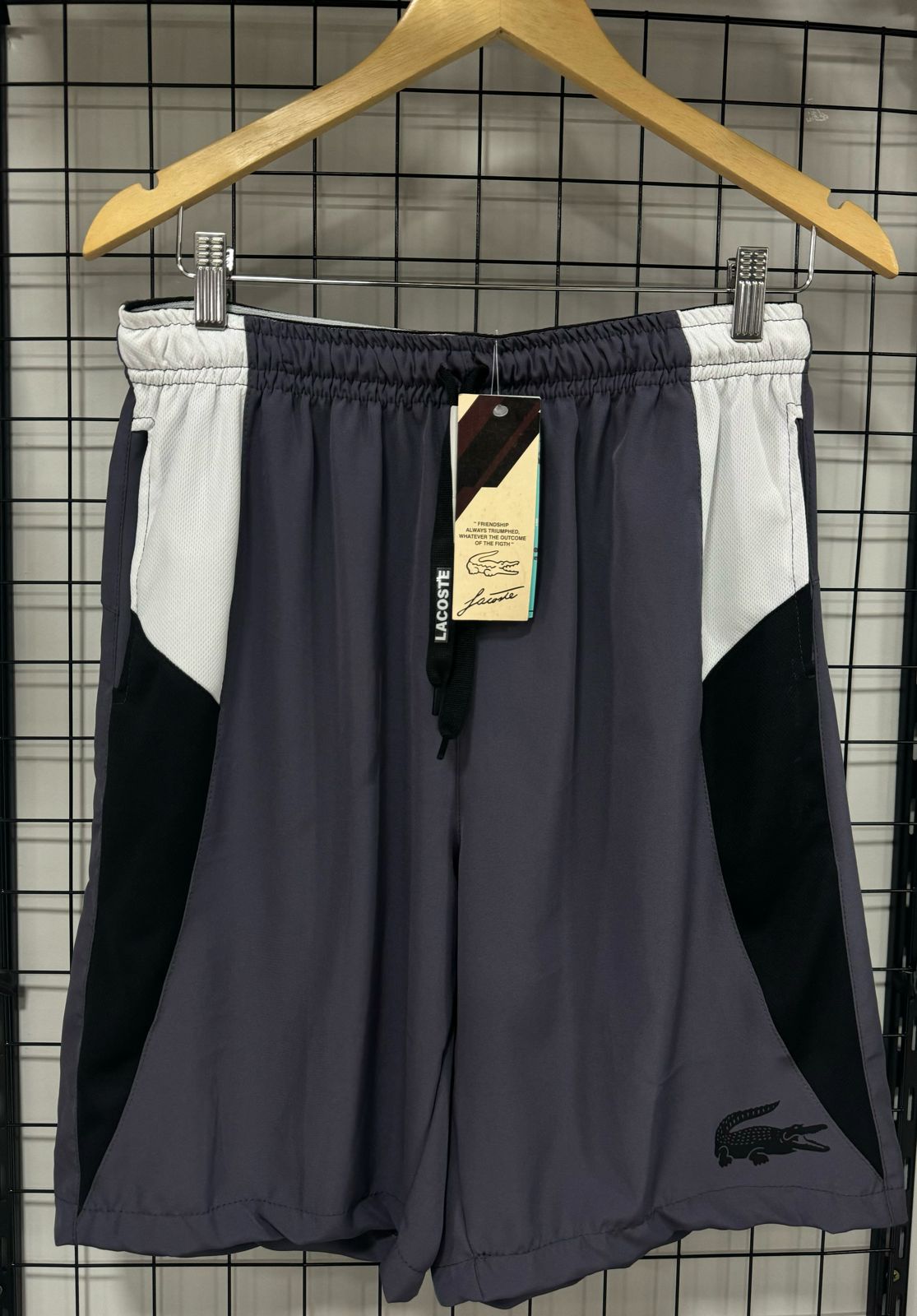 Bermuda Drifit Lacoste Cinza