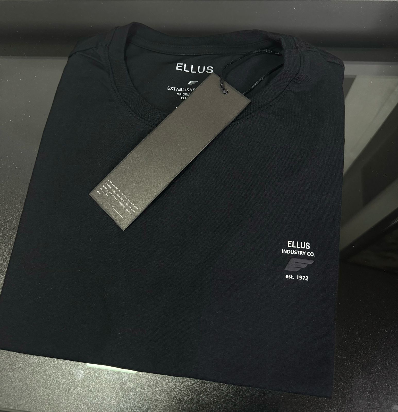 Camiseta Seda Pima Ellus Preto