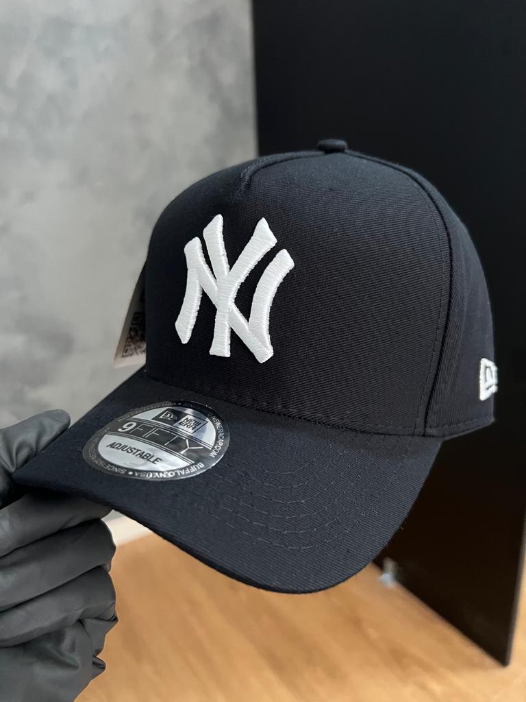 Basico New Era Preto