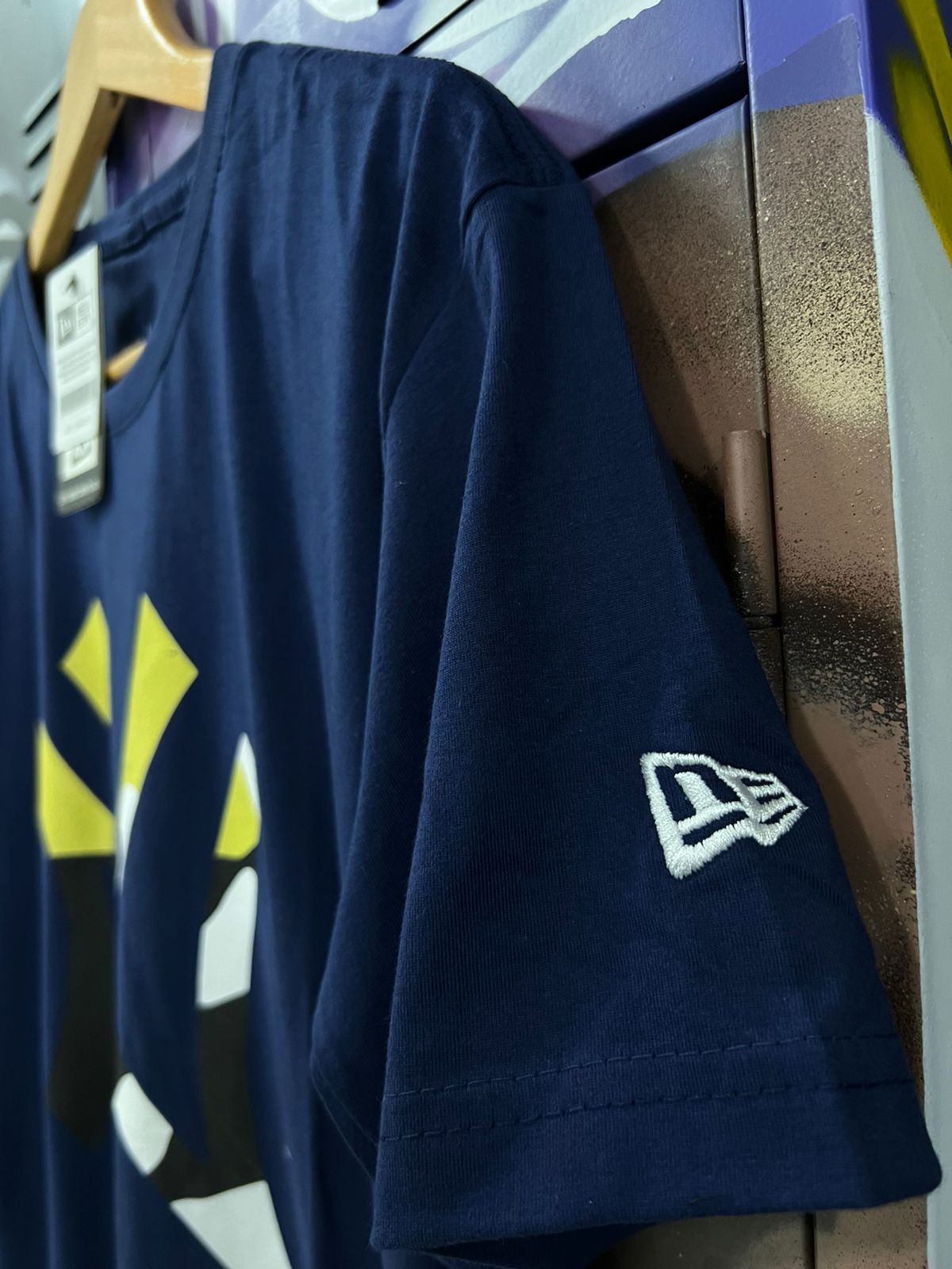 Camiseta New Era Azul