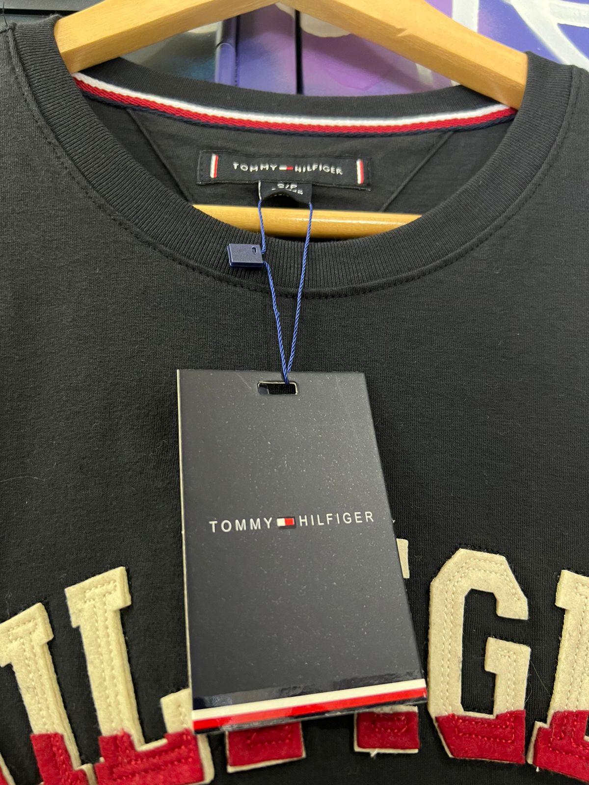 Camiseta Linha Griff Tommy Preto