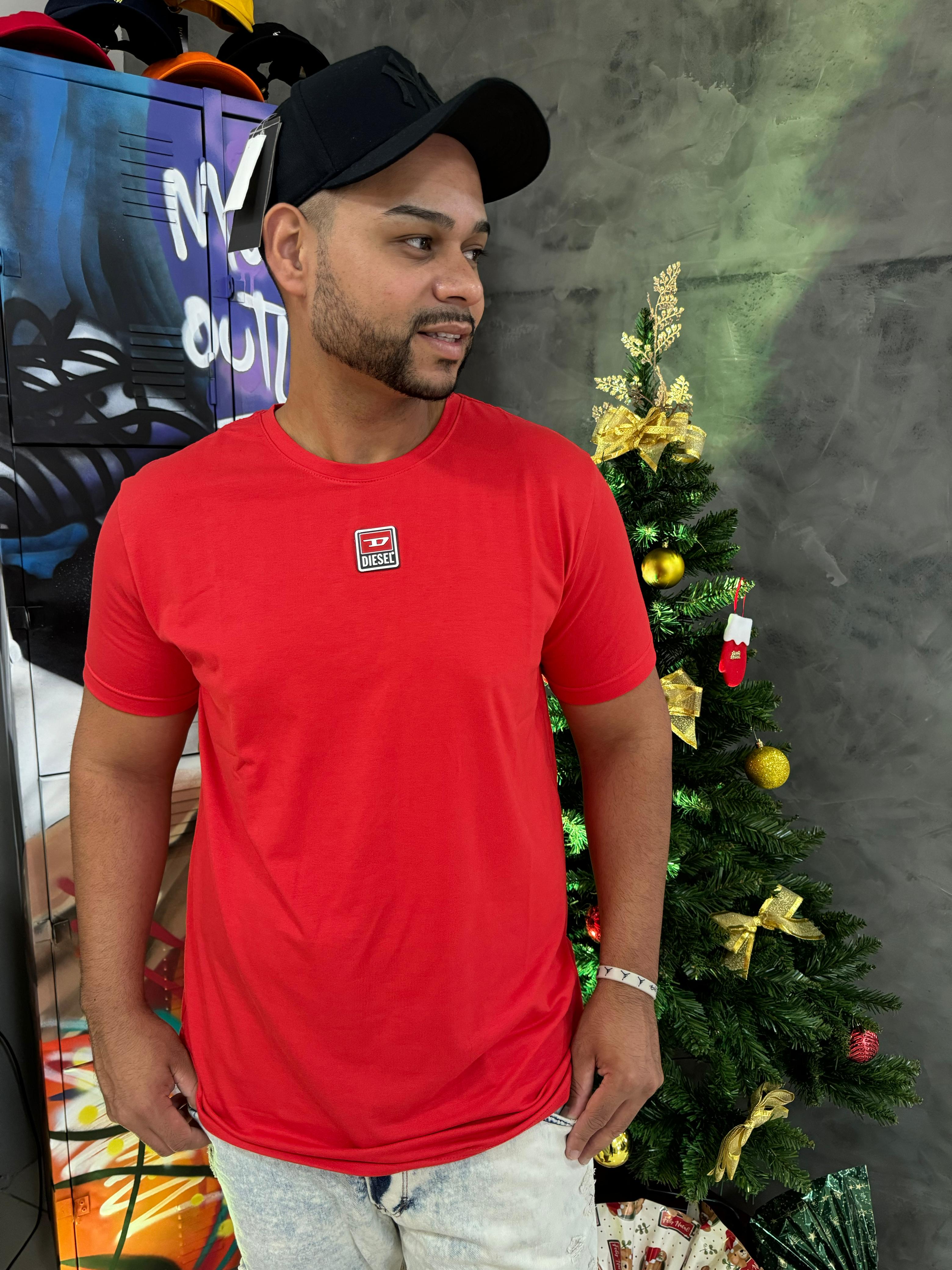 Camiseta Linha Griff Diesel Vermelho