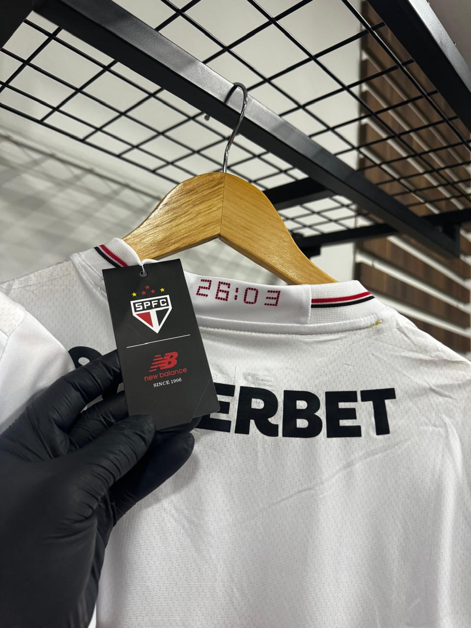 Camisa Feminina São Paulo 25/26 New Balance Branca