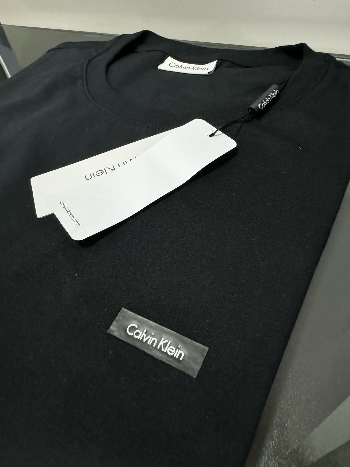 Camiseta Seda Pima Calvin Klein Preto