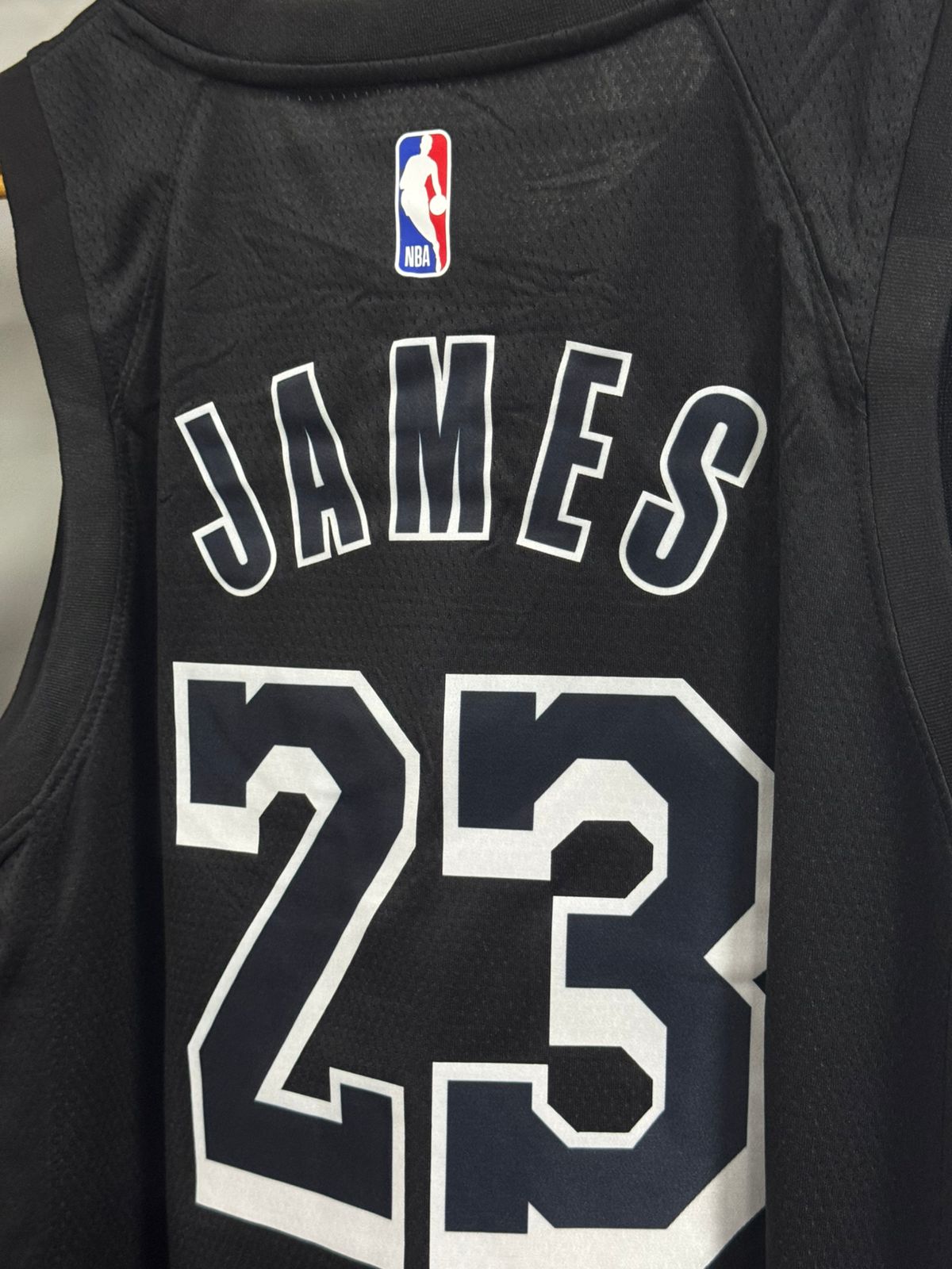 Regata NBA Los Angeles Jordan Preto