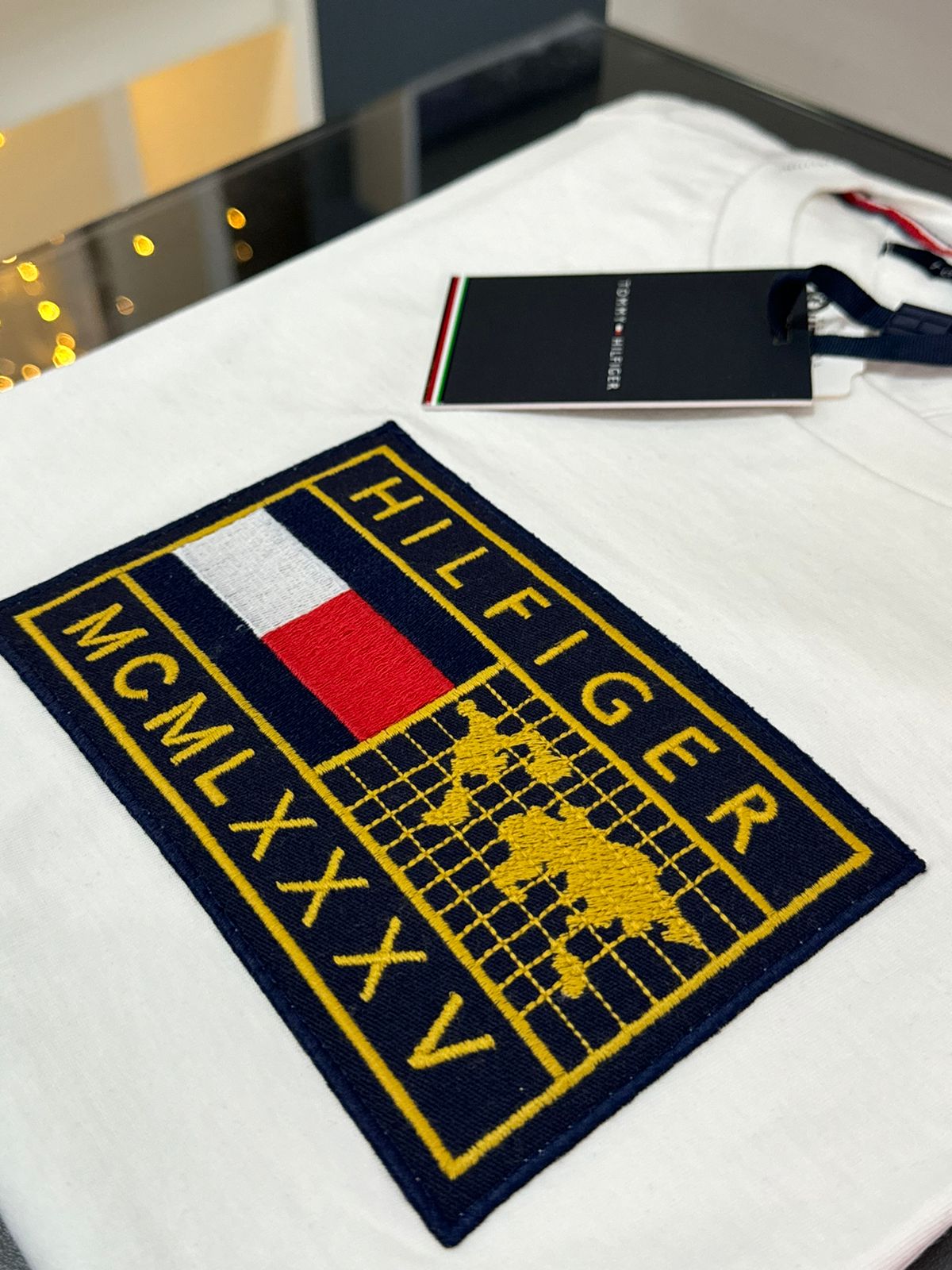 Camiseta Importada Tommy Branca