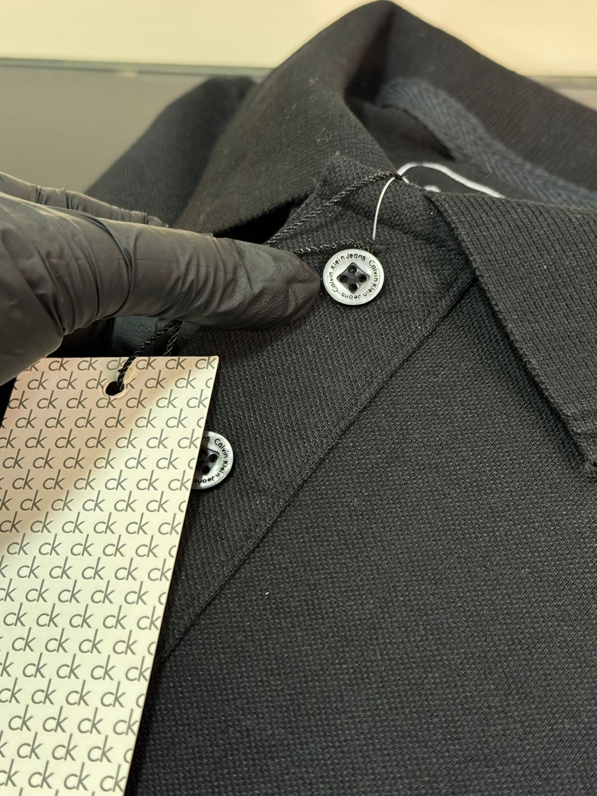 Camiseta Gola Polo Calvin Klein Preto