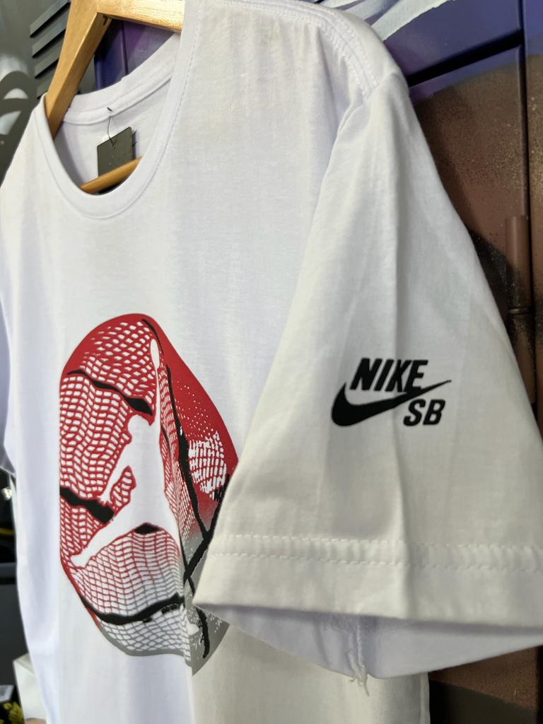 Camiseta Champiom Branco