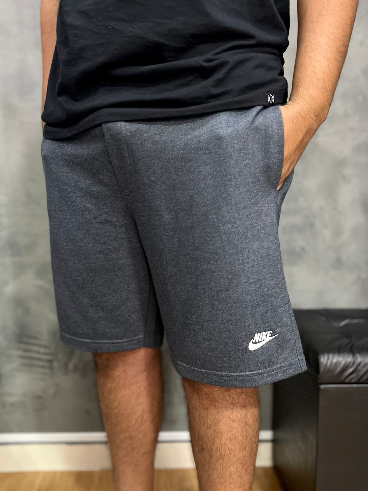 Bermuda Moletom Nike Cinza Chumbo