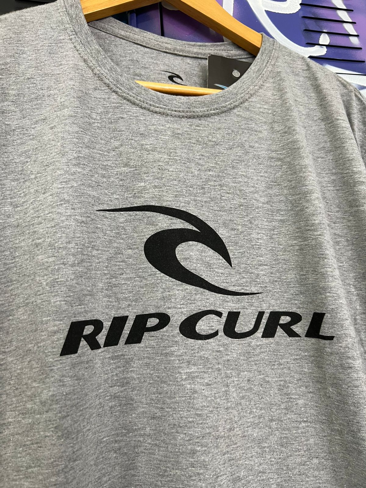 Camiseta Rip Curl Cinza