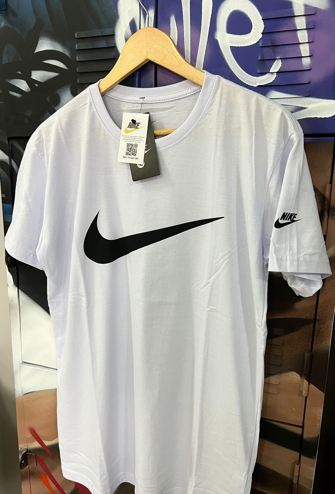 Camiseta Nike Branco