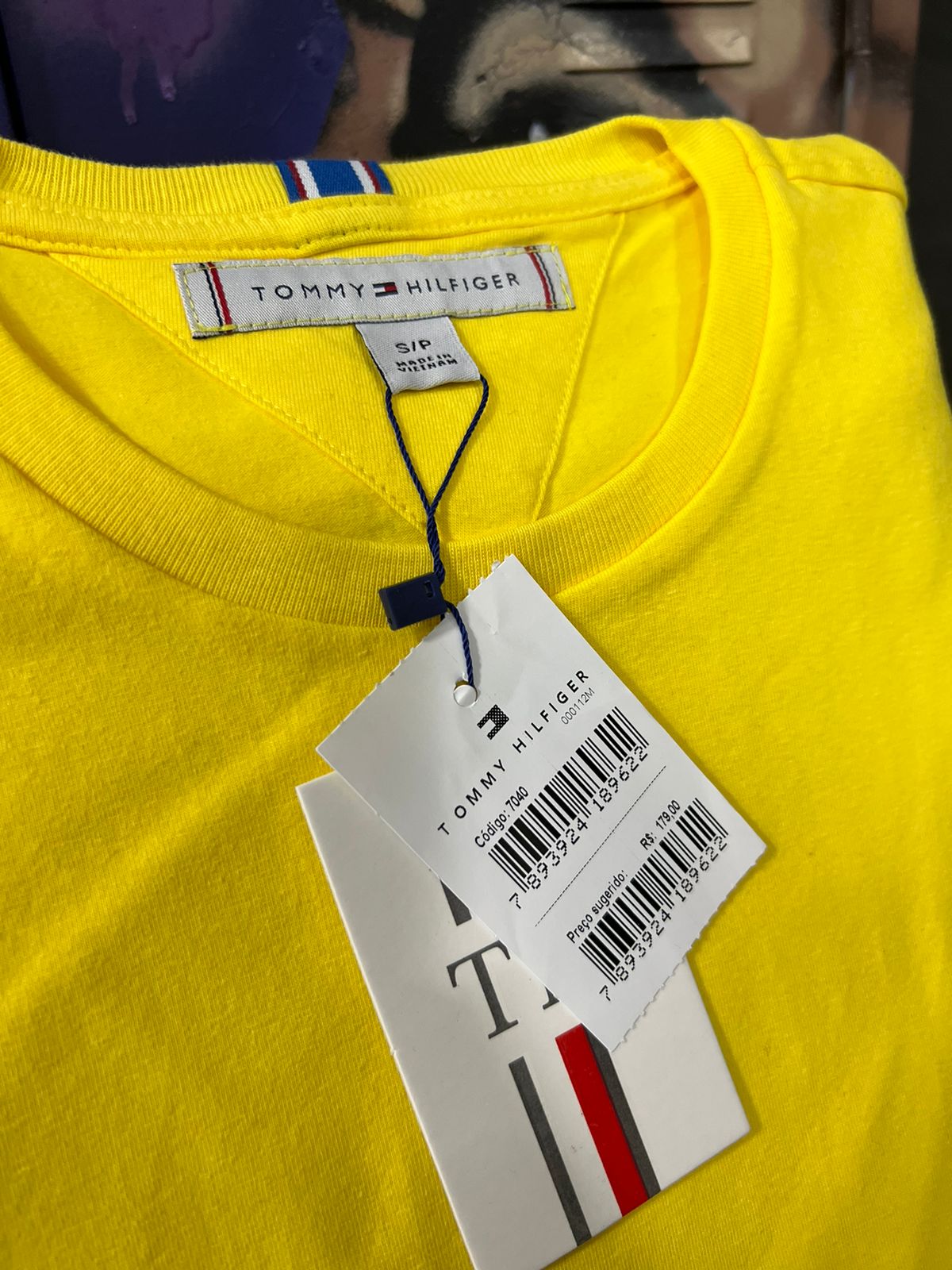 Camiseta Linha Griff Tommy Amarelo