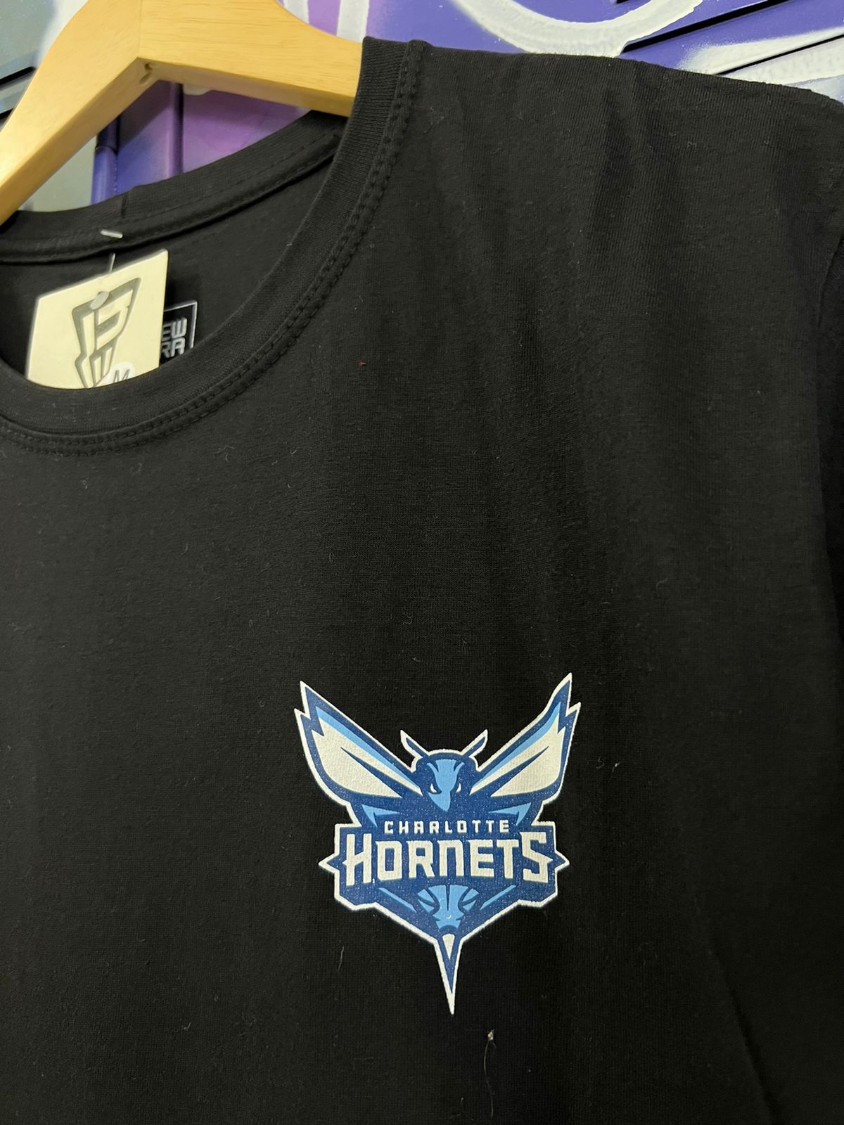 Camiseta New Era Preto